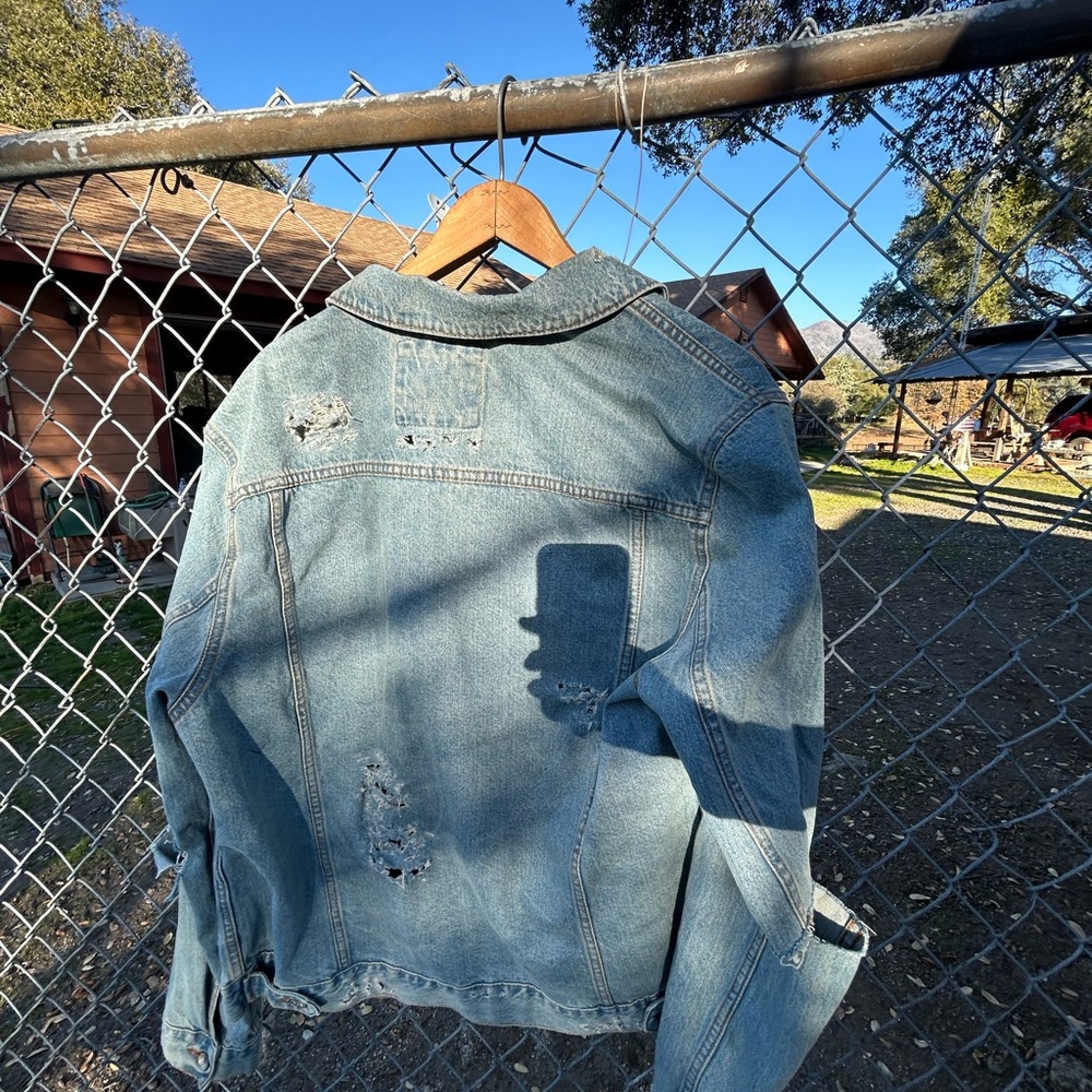 BDG Light Blue Distressed Jacket - Picture 2 of 5